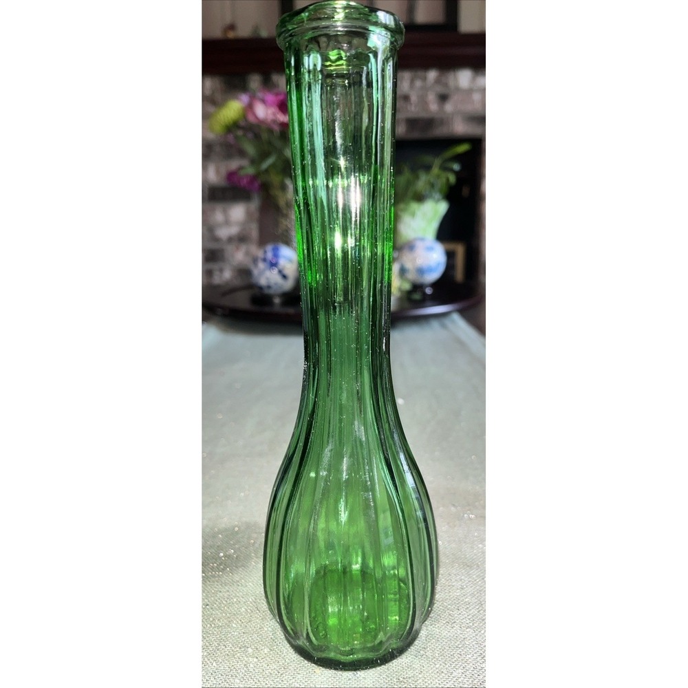 Vintage CFG Emerald Green Ribbed Bud Vase 8.5 " Tall with Scalloped Rim